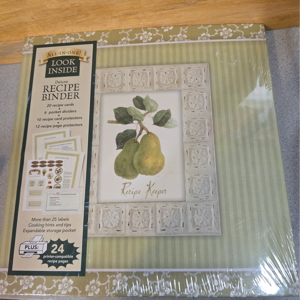 New Seasons Recipe Keeper Deluxe Binder Tabbed Pockets Organizer Pear Design